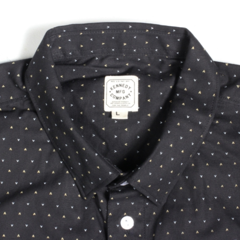 Short sleeve black button down